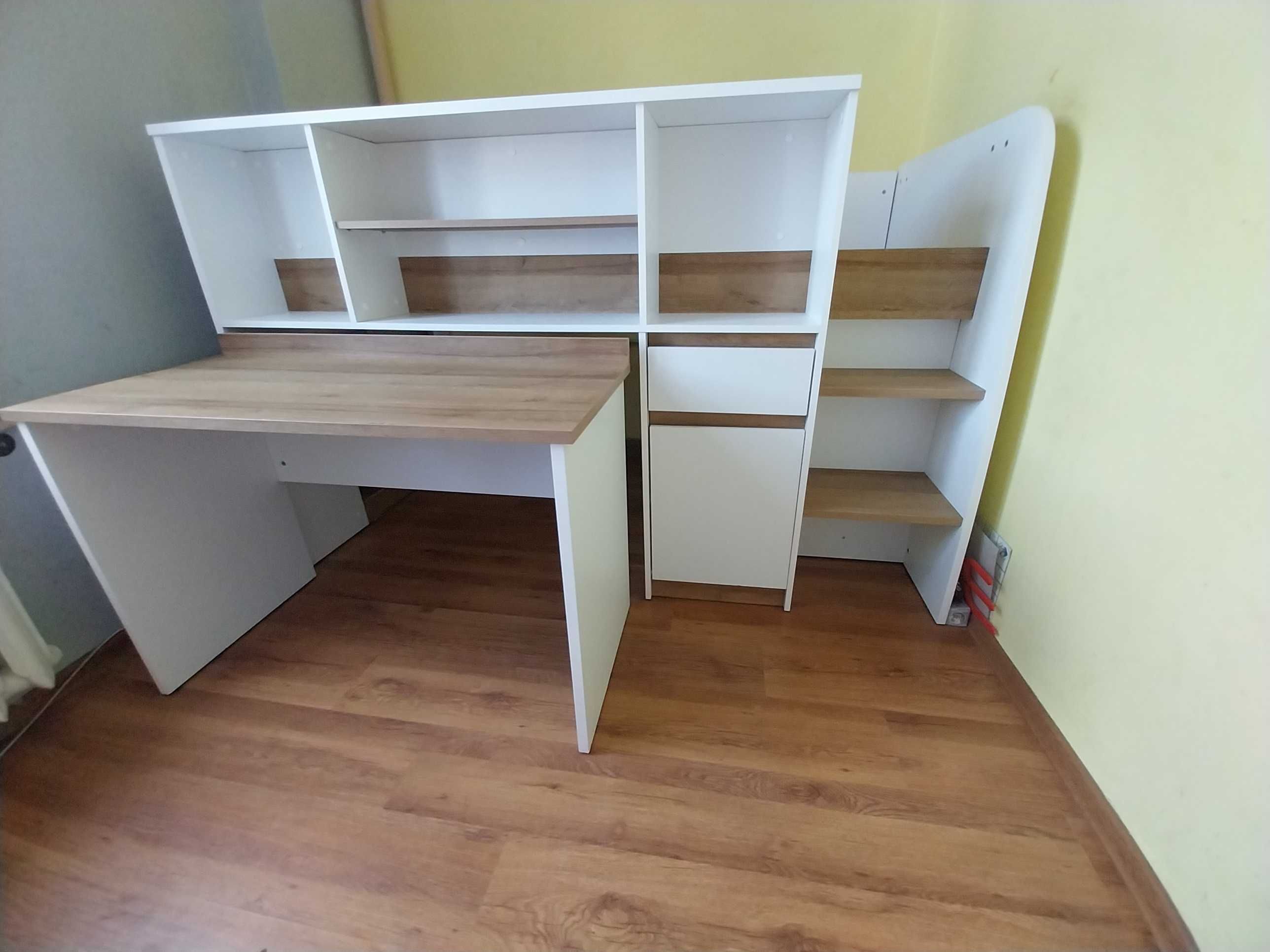 antresola, łóżko piętrowe ze schodami, biurko wysuwane Sinco