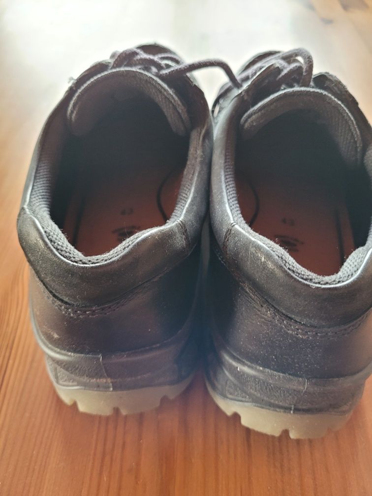 Sprzedam Buty ECCO TRACK 25