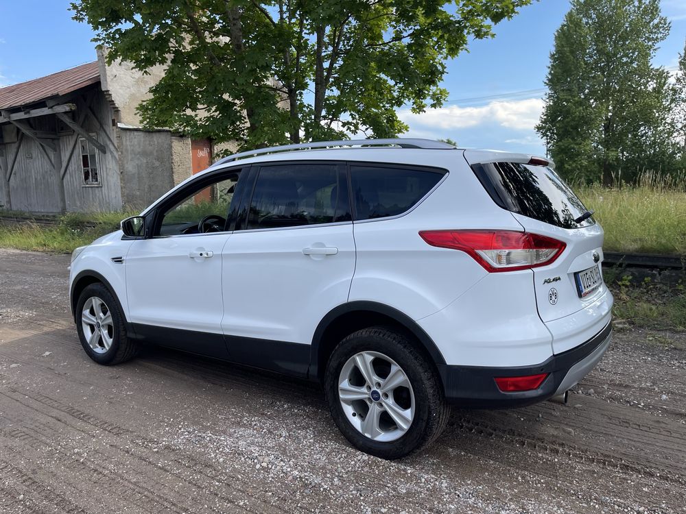 Ford Kuga 1,6 benzyna 2013