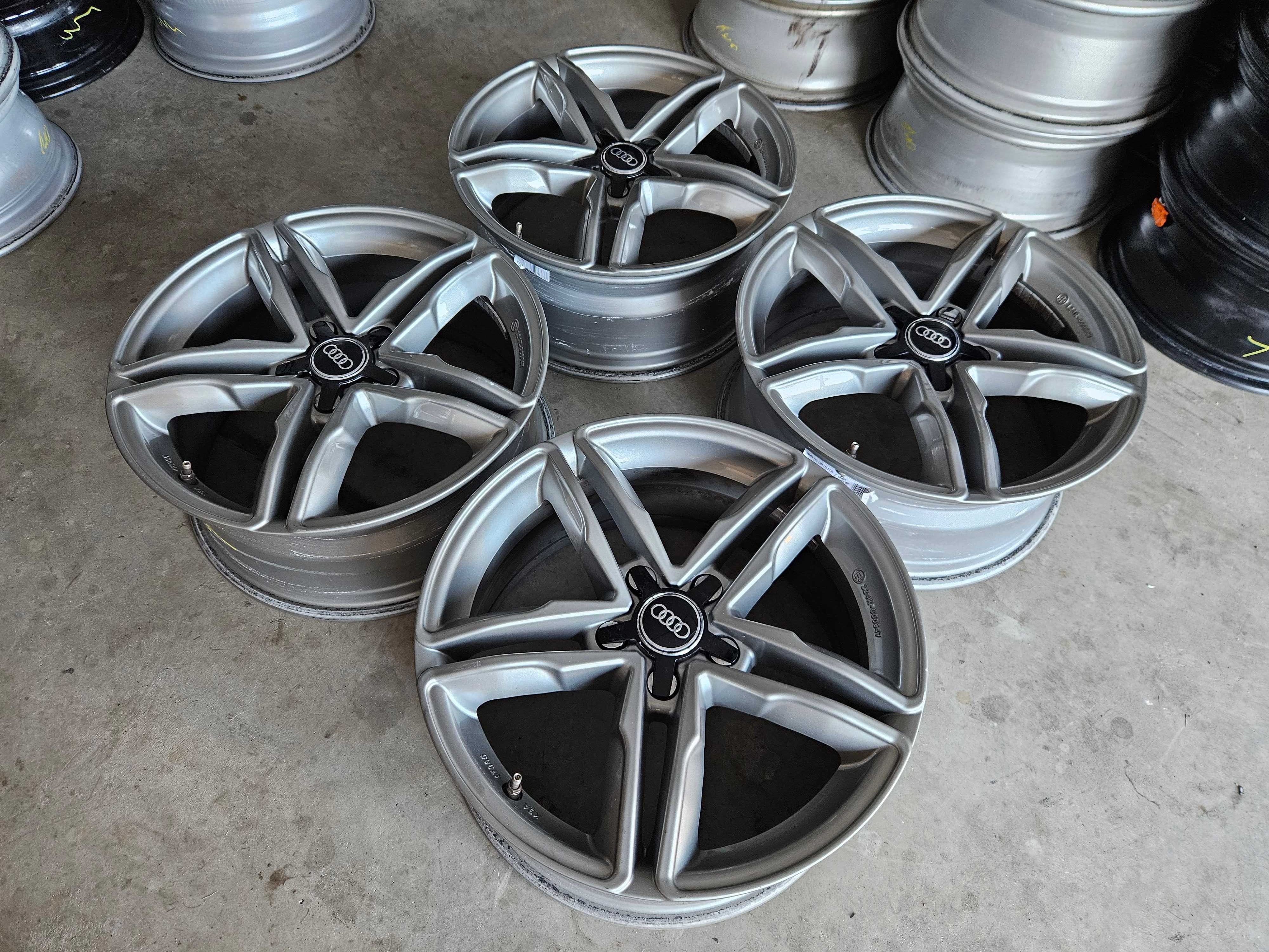 Alufelgi 17 Audi A3 8p 8V A4 b6 b7 b8 b9 A6 c6 c7 c8 Q3 5x112 S-line