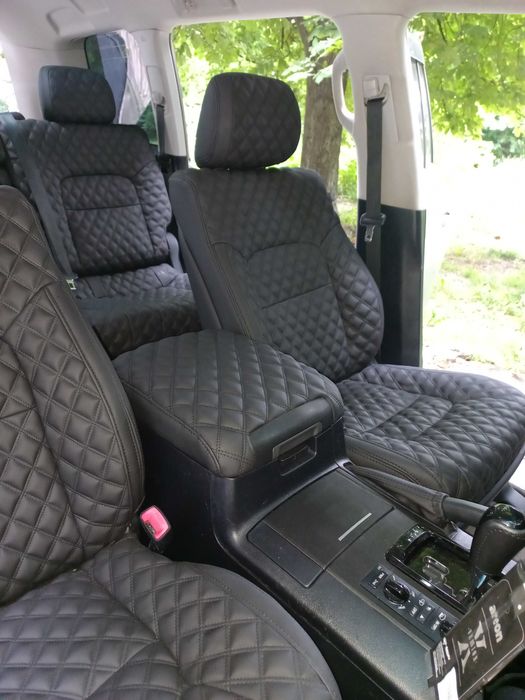 Перетяжка салону авто, сидіння, стелі, карти на двері. Перетяжка рулей