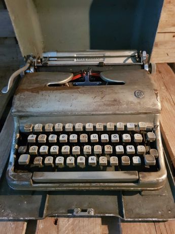 Máquina de escrever antiga - Torpedo