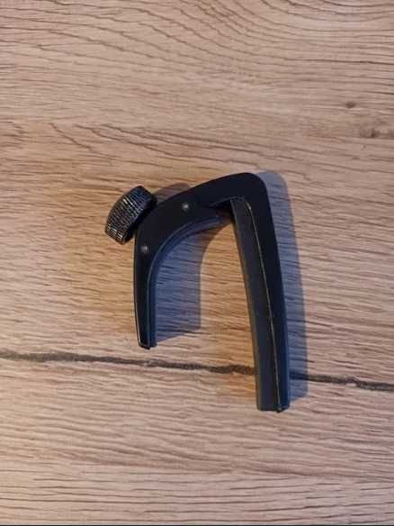 kapodaster do gitary daddario