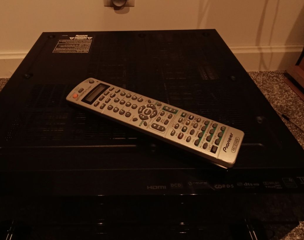 Amplituner Pioneer VSX-LX70