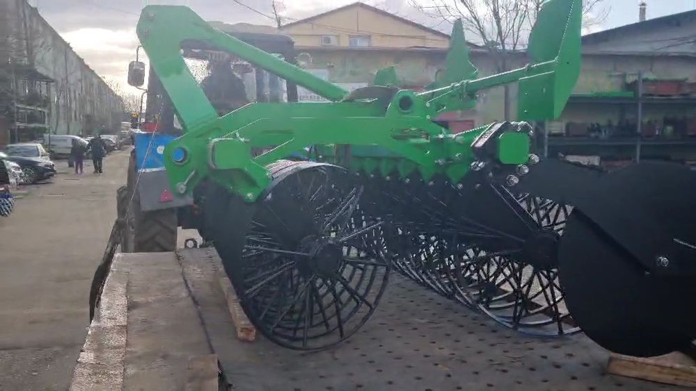 Колісниця 3 Агрегат грунтообробний Велес Агро