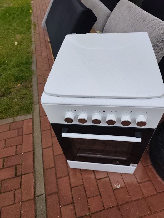 Kuchenka z piekarnikiem MPM na indukcji