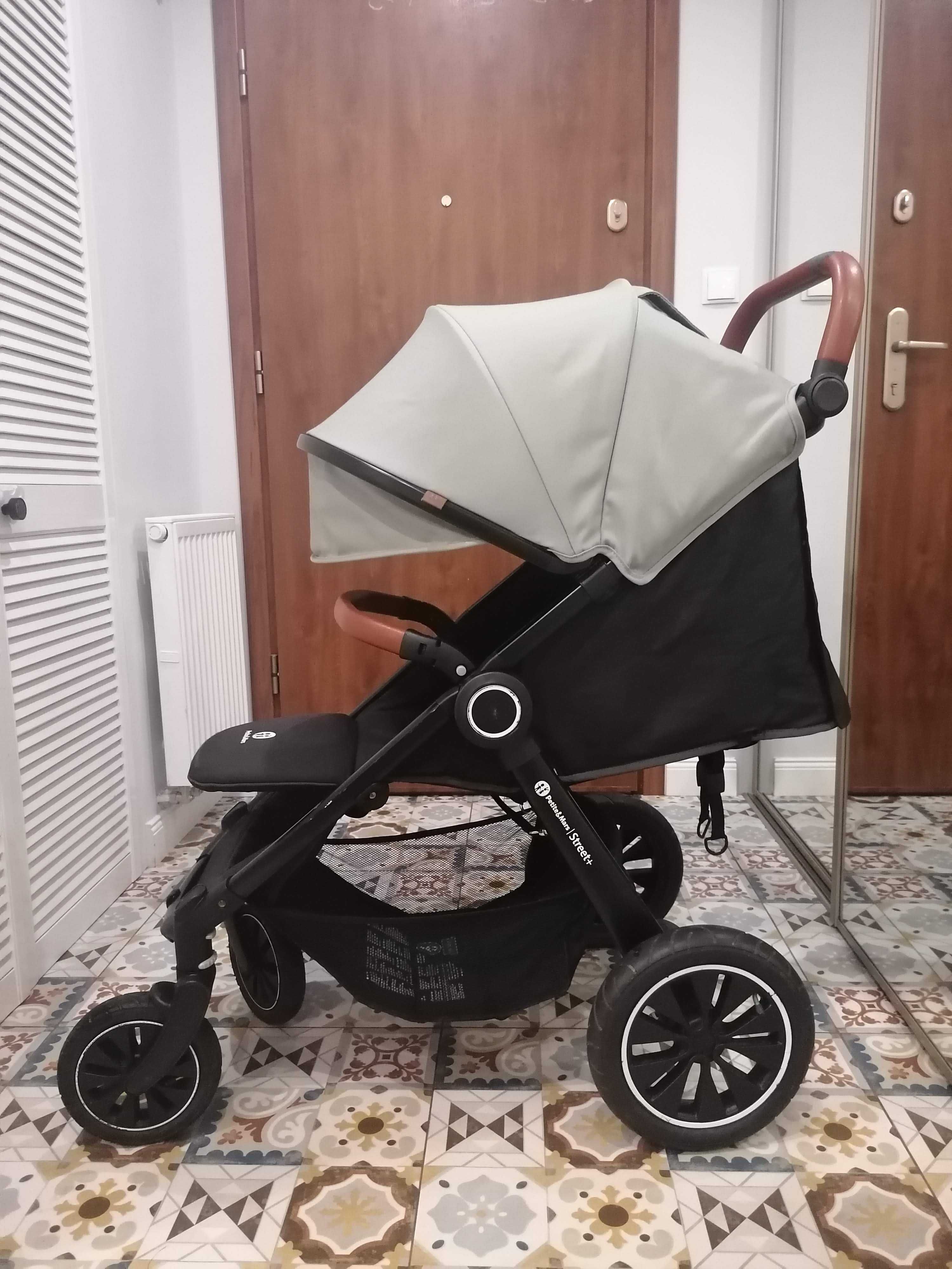 Wózek spacerowy petite&mars street plus air