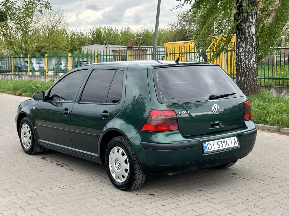 Volkswagen Golf 4