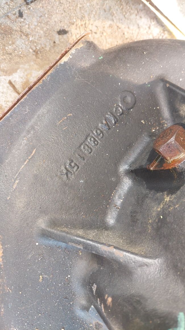 Przekladnia katowa  manitou przystawka manitou tlumik drgan