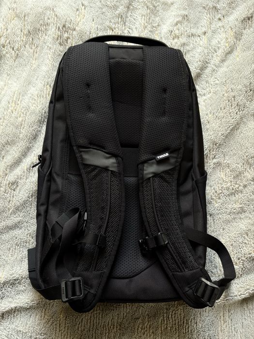 nowy Thule Accent plecak 20L czarny na laptopa 16’