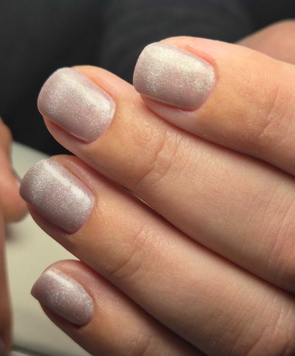 Манікюр (м.Кривий Ріг, площа Визволення)