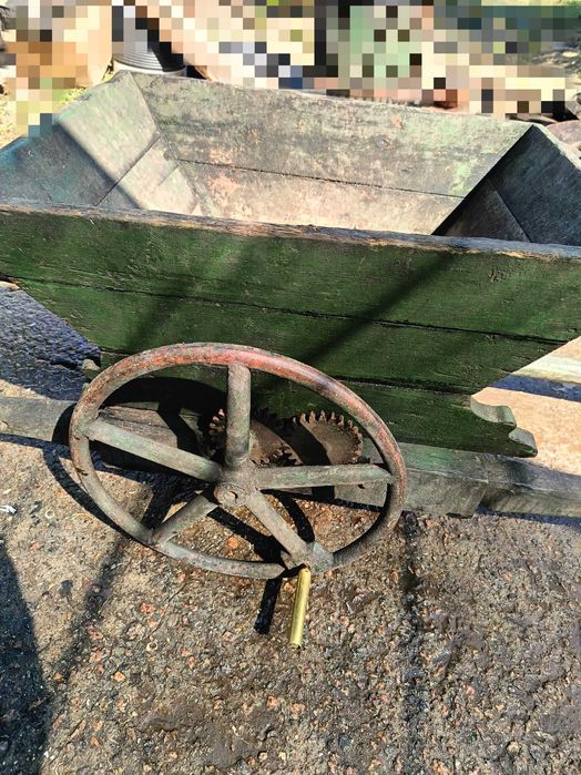 Дробилка для винограду