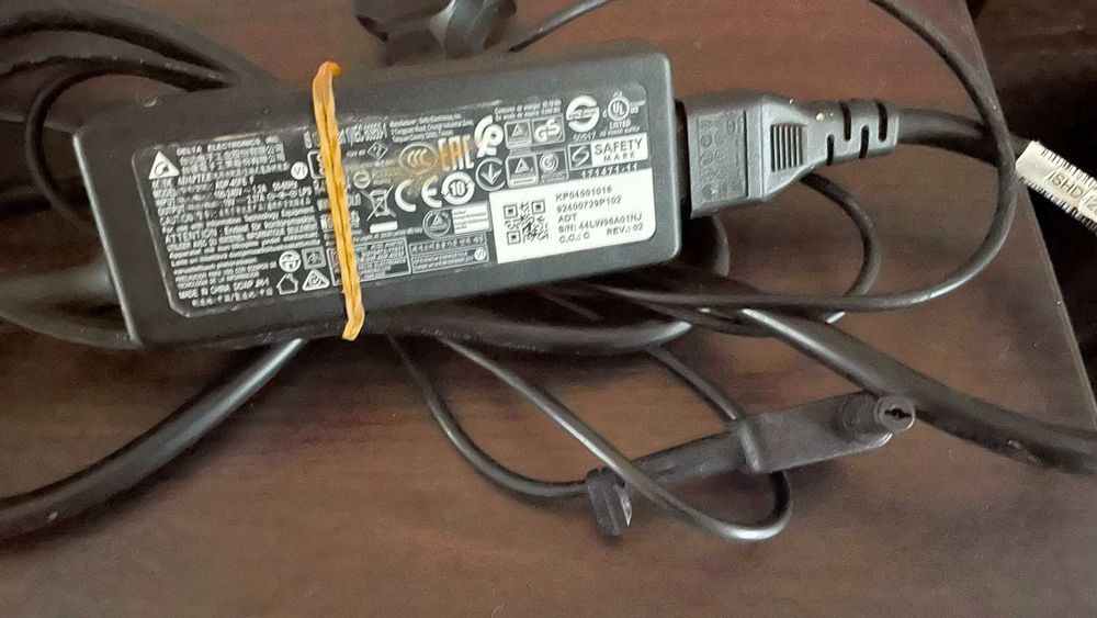 Laptop Acer Aspire A1132, model N17Q4 - uszkodzony
