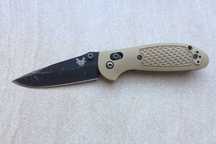 Benchmade 556BKSND2-1402 Mini Griptilian stal D2 nóż scyzoryk