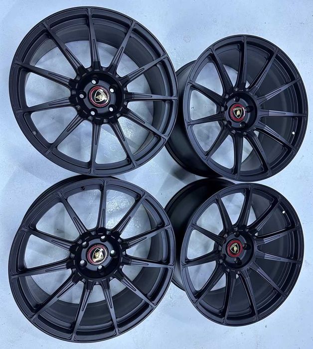 Jantes 23" originais Lamborghini Urus S Performante Penteo 5x130