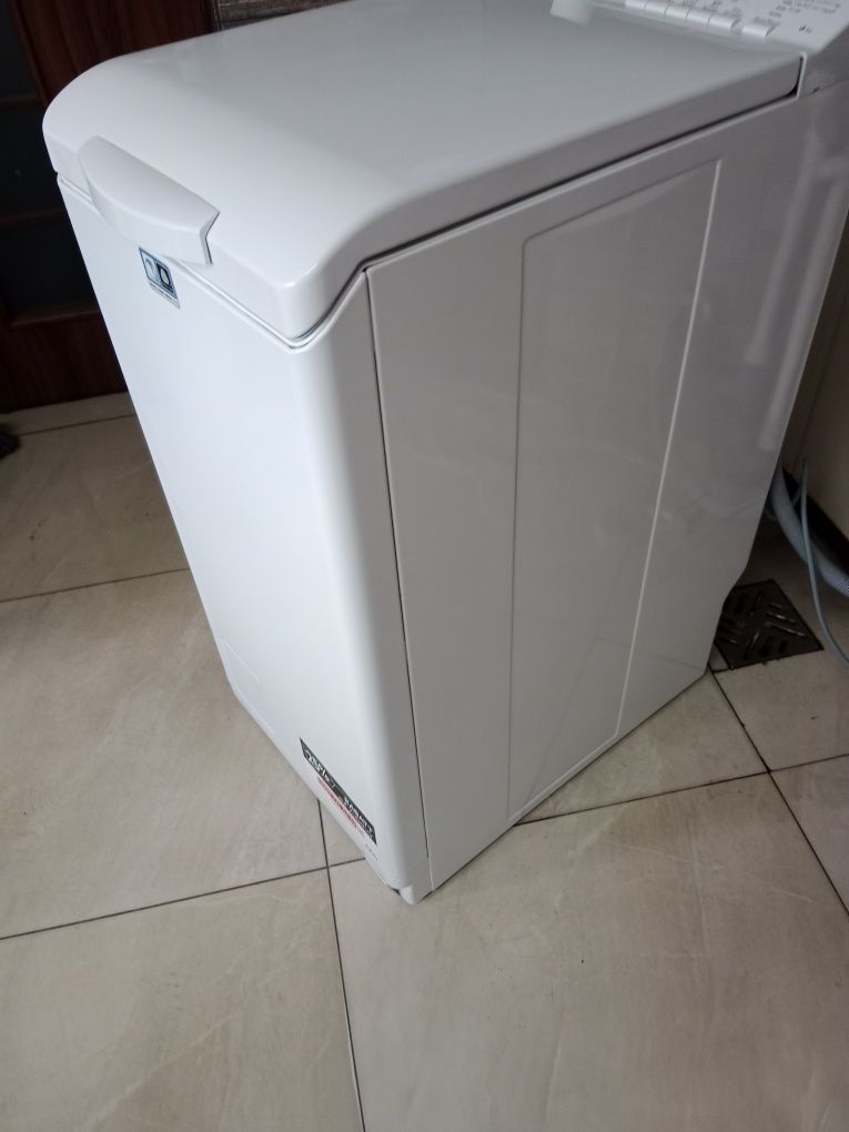 Pralka AEG 40 cm