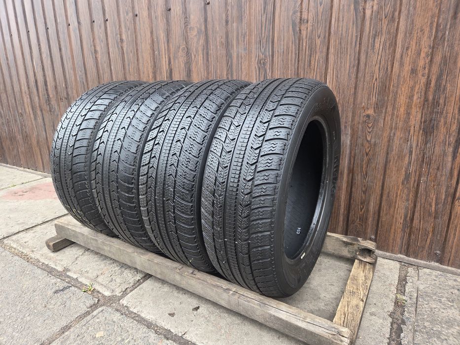Шини зимові 205/55/r16, Kleber Krisalp HP..