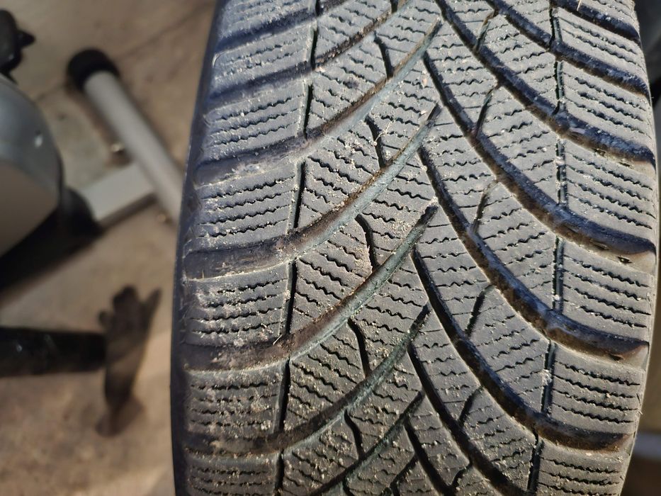 Sprzedam opony zimowe