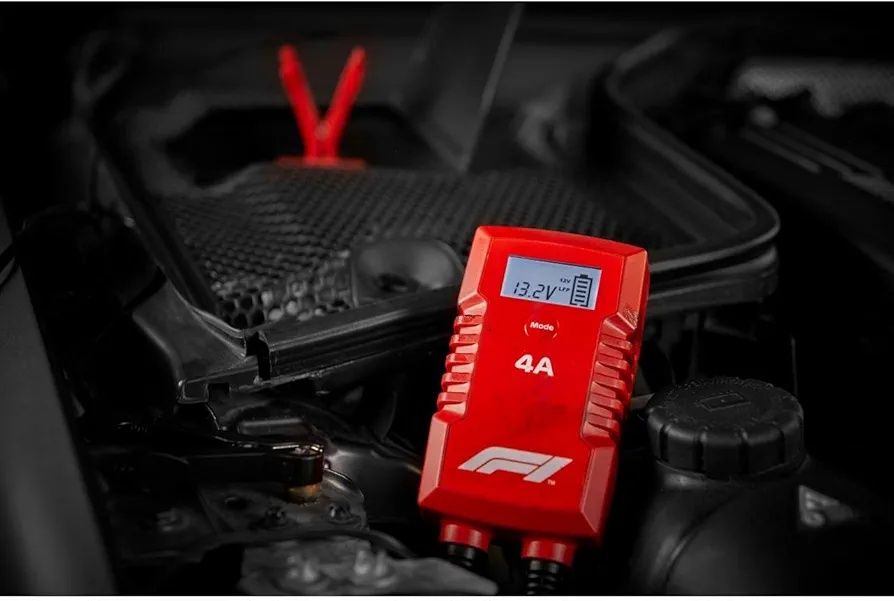 Precyzyjna ładowarka do akumulatorów 6V i 12V z funkcją diagnostyki i