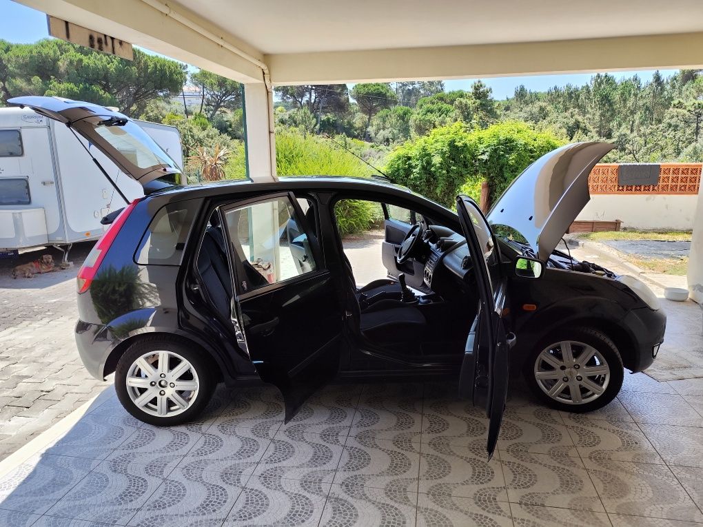 FORD Fiesta  Viatura a GPL