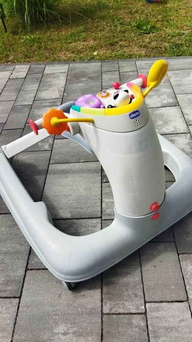 Chodzik, jeździk 3w1 Chicco