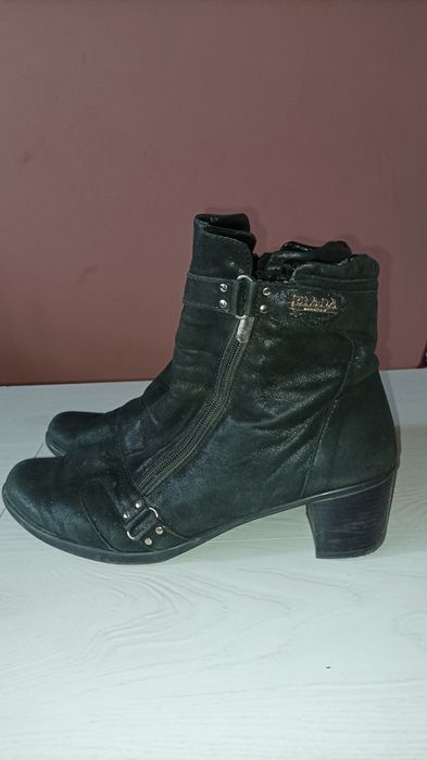 Женские полусапожки Prada. Жiночi чоботи черевики шкiрянi.