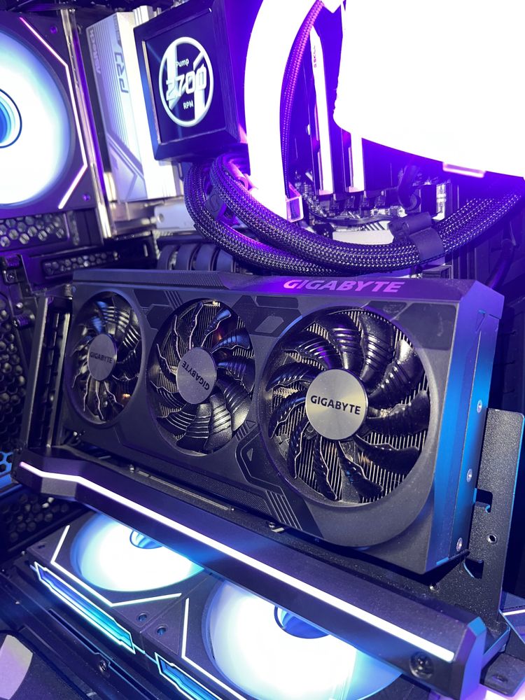 Відеокарта Gigabyte GeForce RTX 4070 WindForce OC 12G