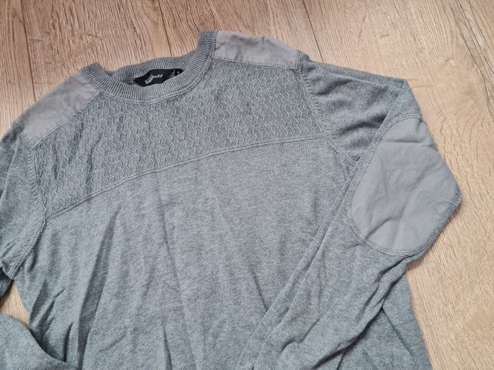 Męski elegancki cienki sweter sweterek S zawsze modny