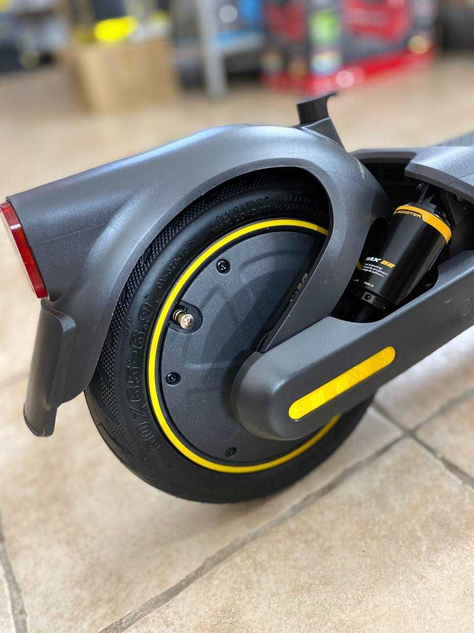 Ninebot MAX G2 електросамокат электросамокат самокат