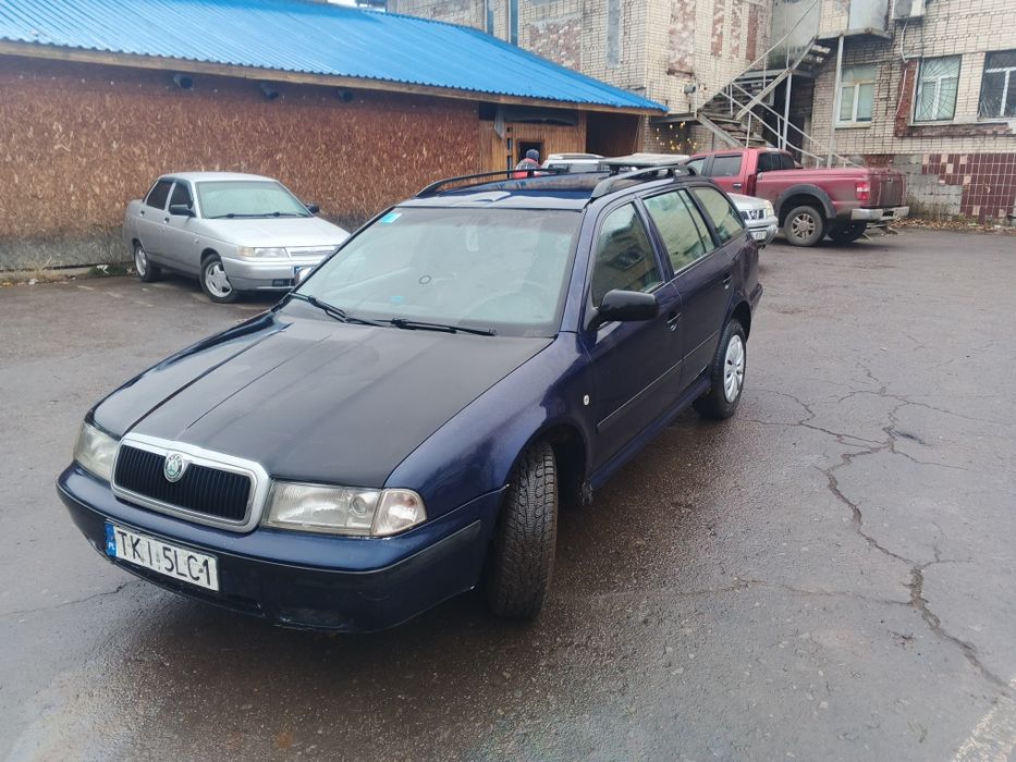Продам шкода Октавія тур
