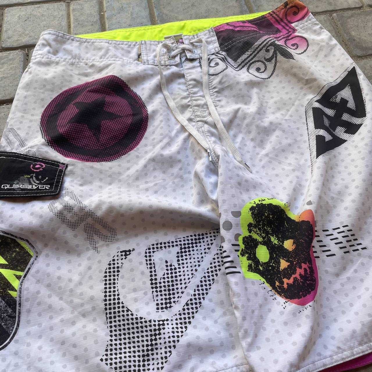 quicksilver baggy shorts