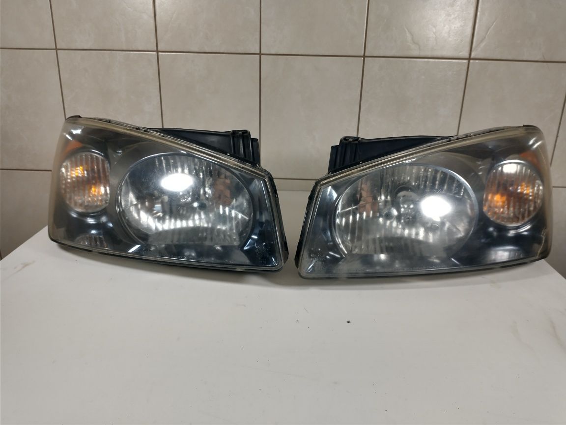 Lampa reflektor prawy lewy komplet Kia cerato 04-06 Europa
