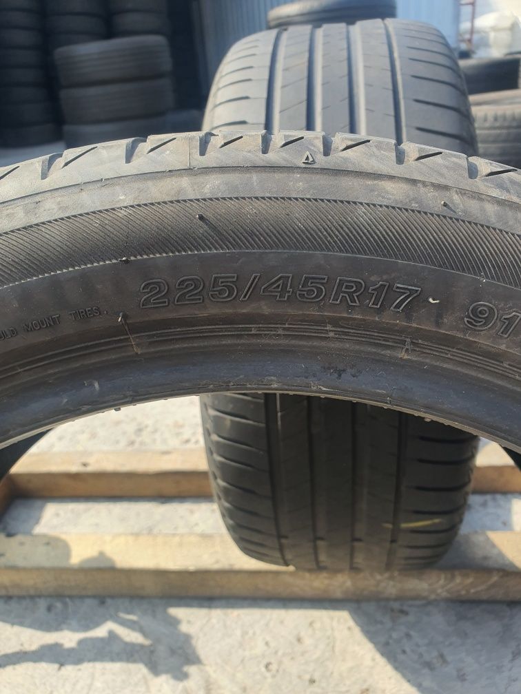 Шини Bridgestone Turanza T005 R17 225/45 ціна за 2шт- 2000грн.ID 653