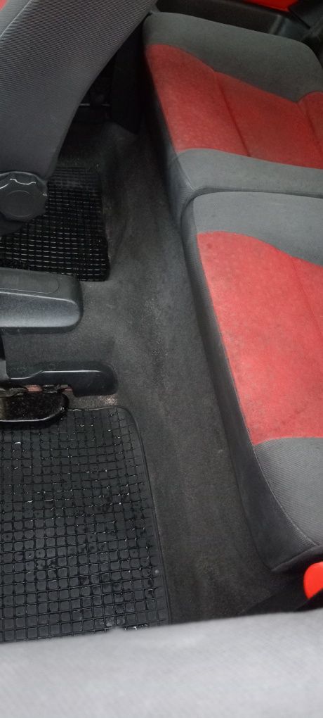 Vw  Lupo  1. Mil cilindrada