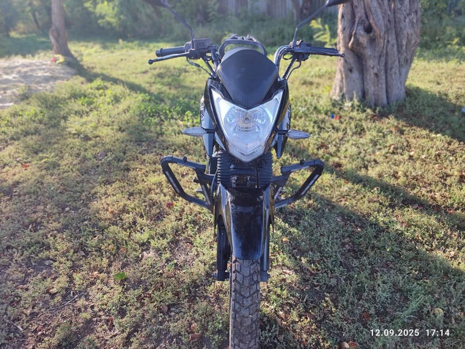 Продам мотоцикл ліфан сітієр 200