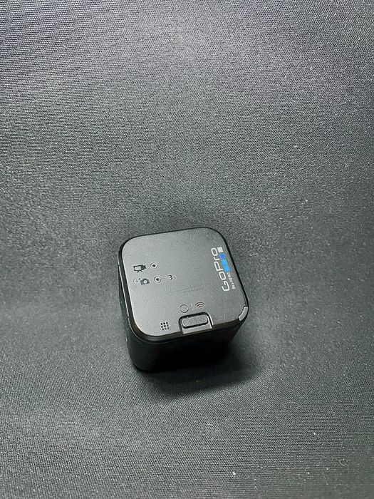 Продам камеру «GoPro hero 5 session+шлем на голову+водонепроницаемый ч