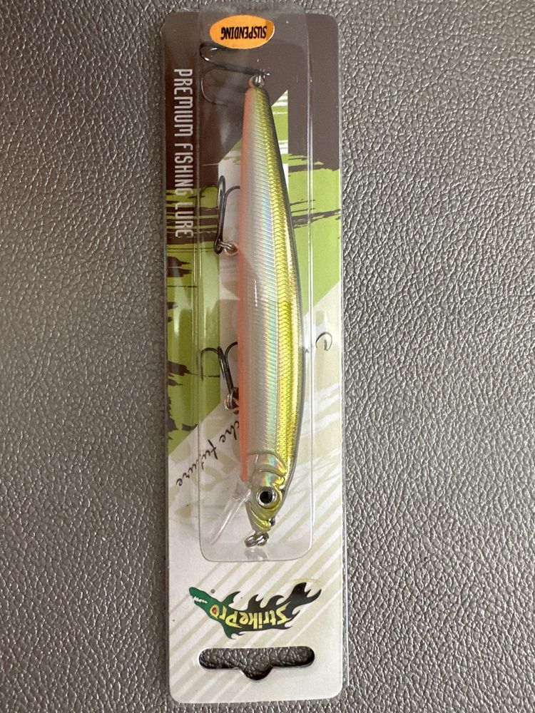 Wobler Strike Pro 11.5cm / 15g - 0.4m / 0.6m