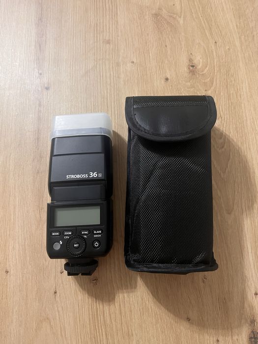 Lampa blyskowa Quadralite Stroboss 36s