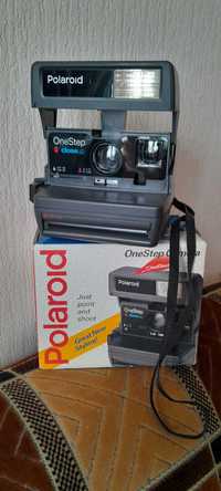 Фотоаппарат Polaroid 600. One Step Close Up Camera.