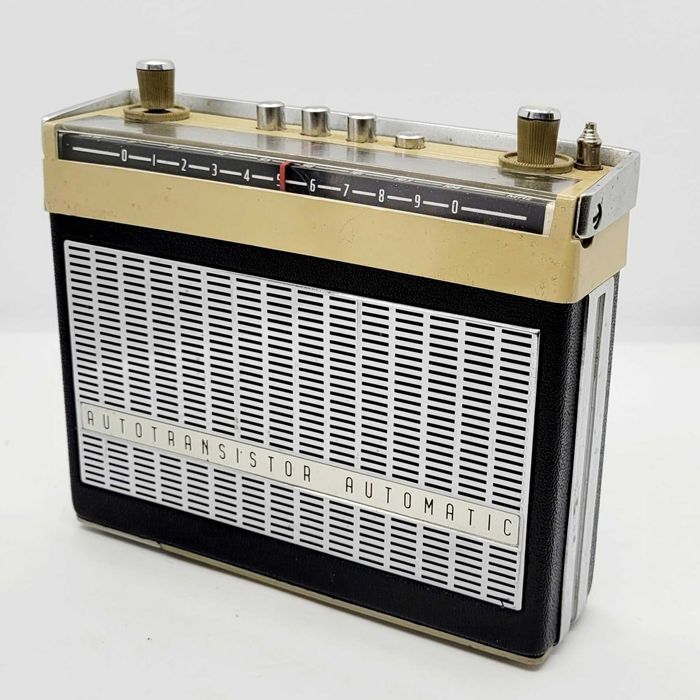 Radio Autotransistor Automatic.