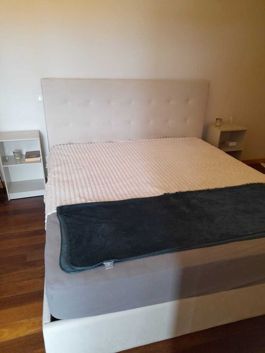 Cama de Casal com Colchão