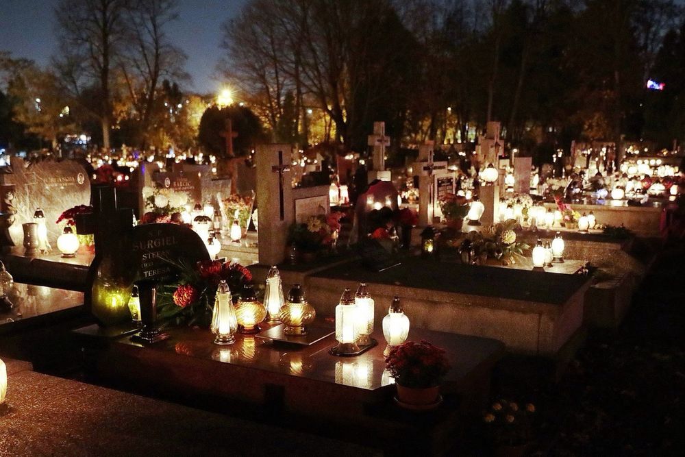 Sprzatanie nagrobkow Ząbkowice Śl - Ziębice i okolice