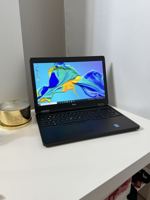 Laptop Dell e5550 i5 12GB 256SSD Nvidia 830M Ładny