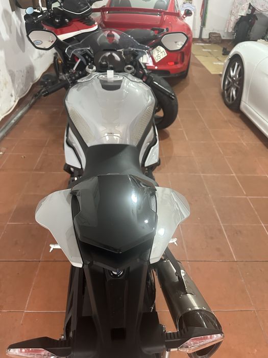 Bmw s 1000 rr  2020