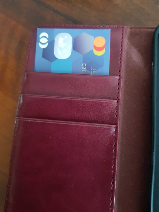 Skórzane Etui z Portfelem KILINO  do smartfona iPhone 13