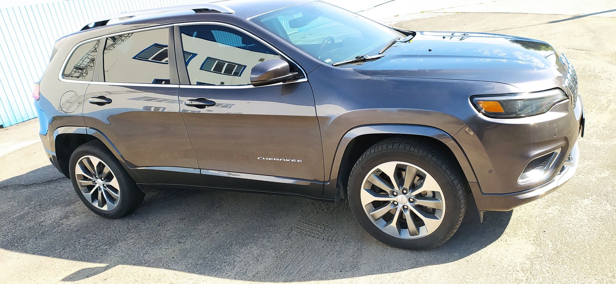 Jeep Cherokee Overland 2,0 turbo