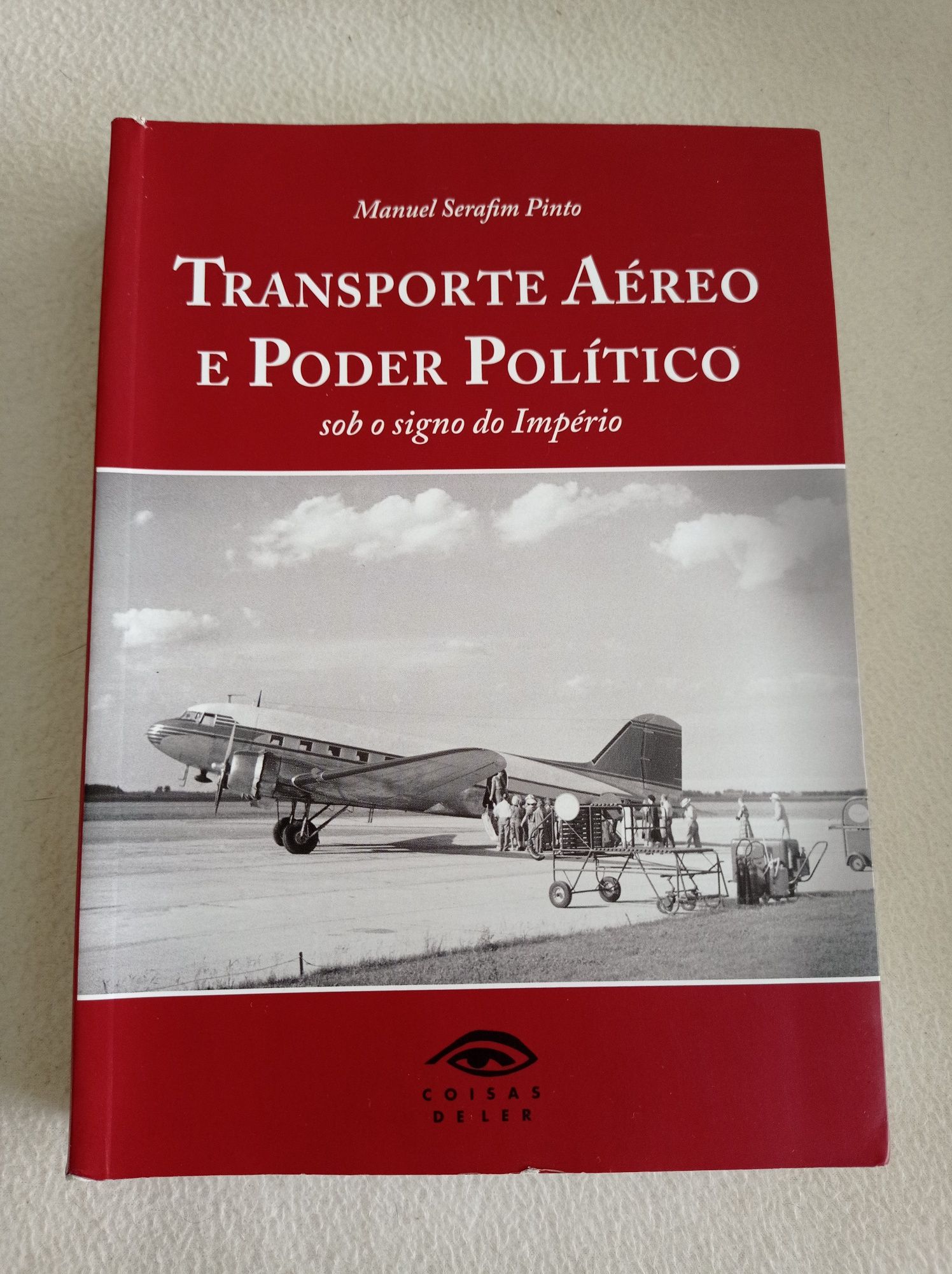 Transporte aéreo e poder político - Manuel Serafim Pinto