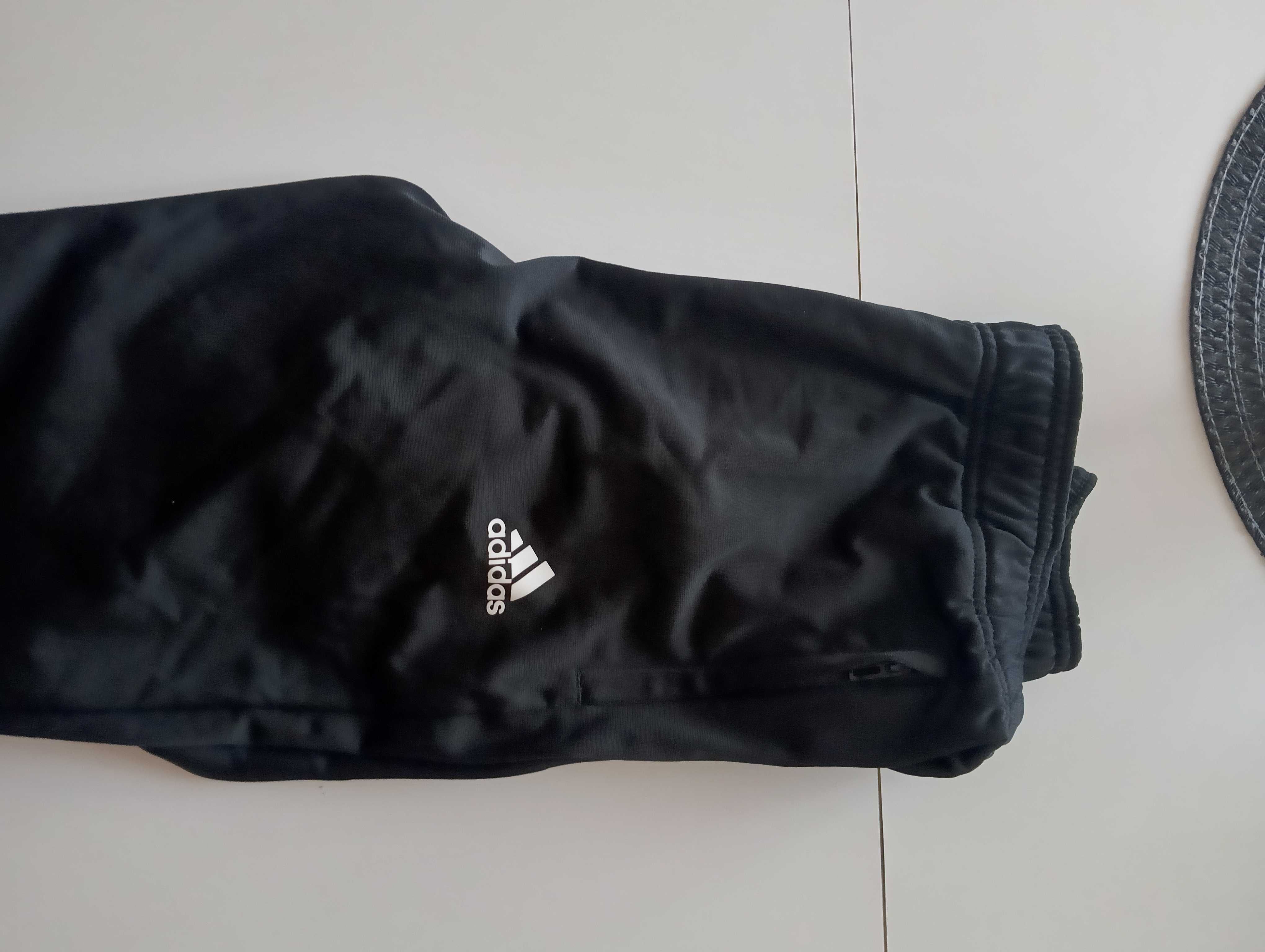 Dres Adidas dla chłopca