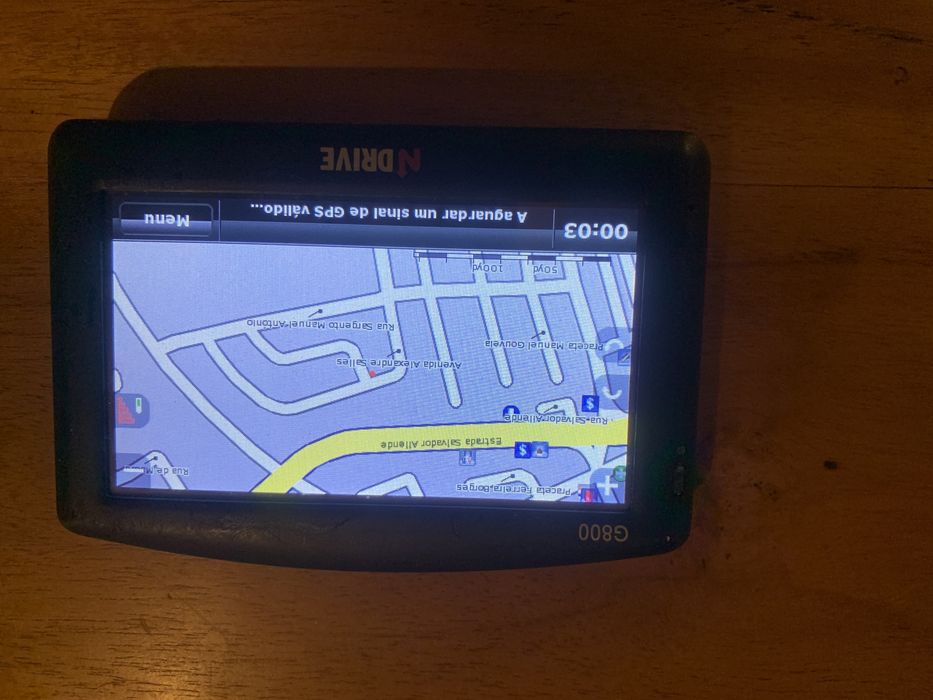 Gps como novo com muitas funcoes