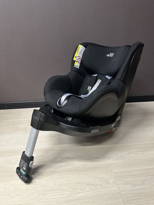 Britax-Romer Dualfix M I-Size с 3 мес до 18 кг